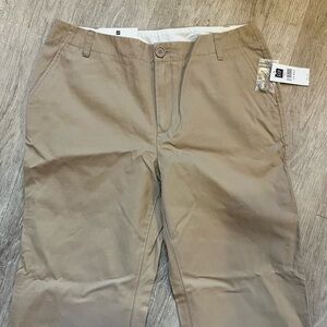 GAP Classic Fit Khakis Tan 10 Regular NWT